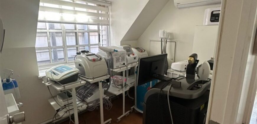 Casa, Local Comercial